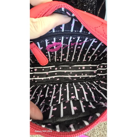 Betsey Johnson Quilted Heart Pink Crossbody Charm Chain Pearl  Luv Betsey Strap - Picture 5 of 11